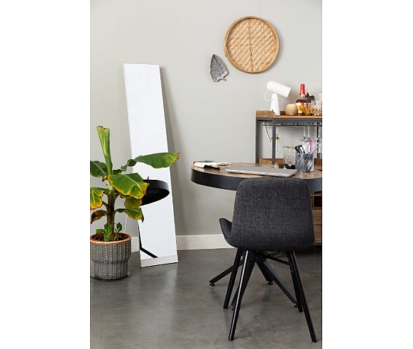 Maze 1 table